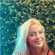 Experienced tutor, who loves to teach and share with the students.